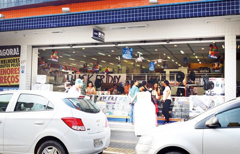 Black Friday movimentou comércio de Mairiporã