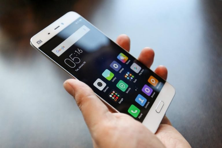 Estudo revela que 62% dos brasileiros usam smartphones