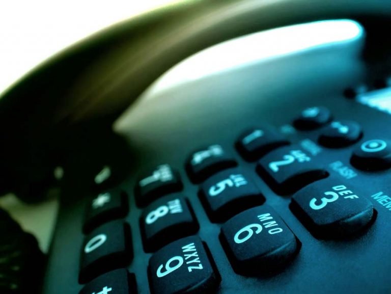 Chamadas de fixo para celular ficam mais caras