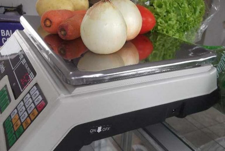 Consumidor poderá conferir peso de produtos lacrados em supermercados