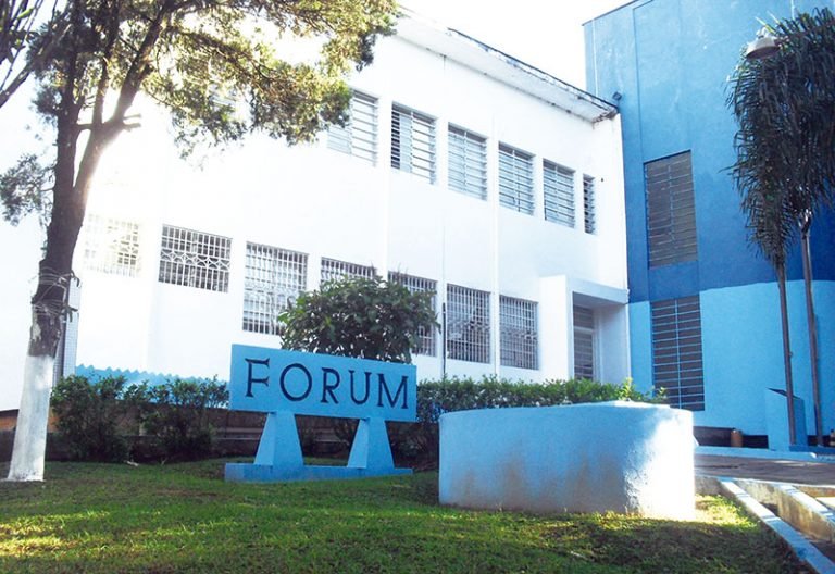 Fórum precisa de novas e amplas instalações