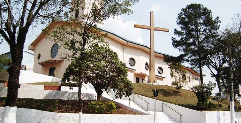 Igreja matriz encerra no domingo a programação da Semana Santa
