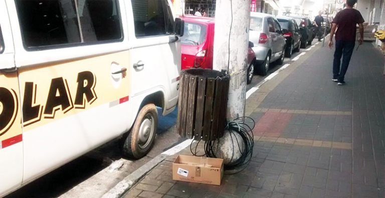 Achar lixeiras nas ruas de Mairiporã  é um grande desafio