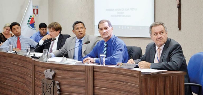 Vereadores entram em recesso e sessões serão retomadas em agosto