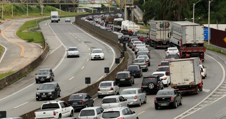 Feriadão de 12 de outubro não teve mortes na Fernão Dias
