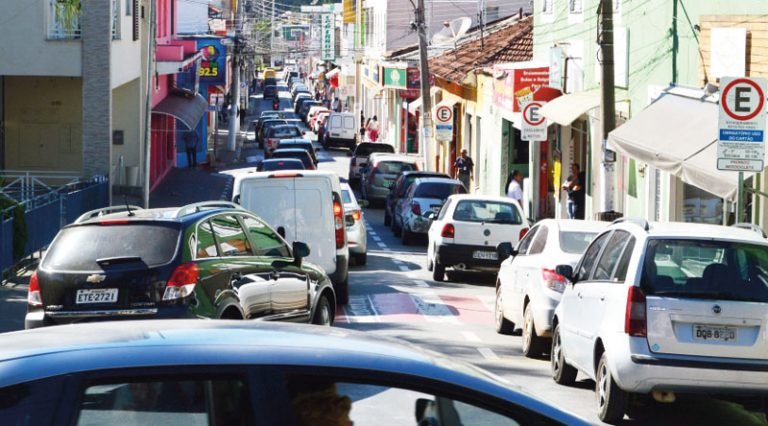 Em seis anos frota de Mairiporã ganha mais de 10 mil veículos