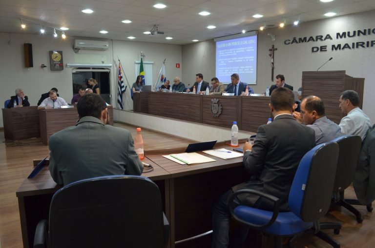Câmara realiza duas sessões ordinárias na terça