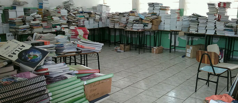 TCE vistoria entrega de material e uniforme em escolas municipais e estaduais