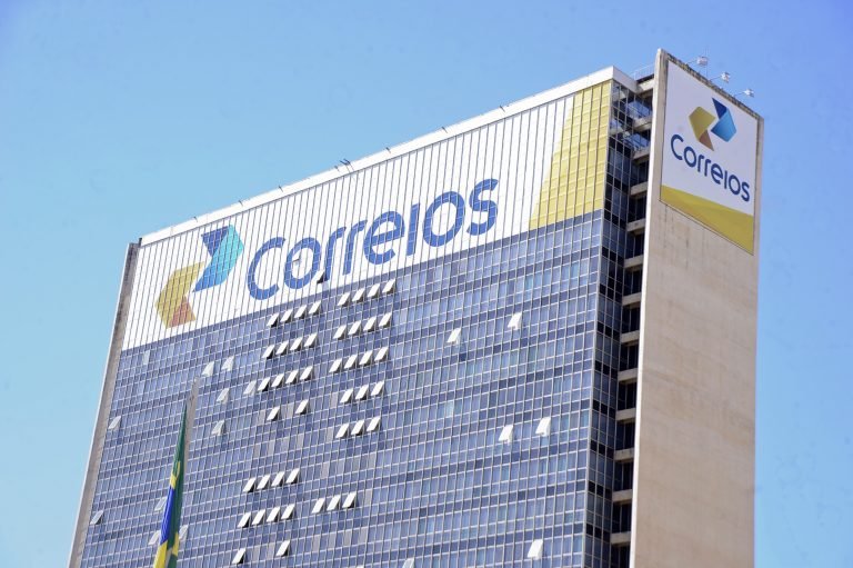 Privatização dos Correios ganha força