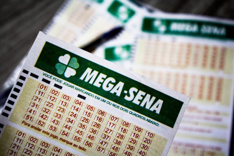 Mega pode pagar R$ 115 mi neste sábado