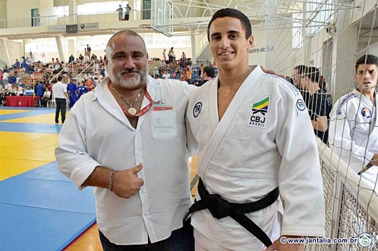 Judoca de Mairiporã é vice-campeão do Troféu Brasil