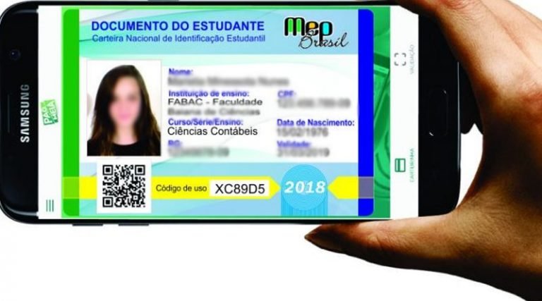 Estudantes podem  baixar aplicativo e emitir  identidade estudantil digital