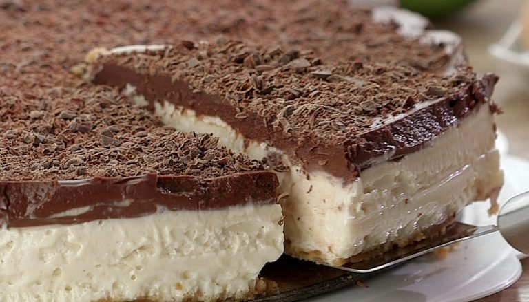 TORTA DE LIMÃO E CHOCOLATE