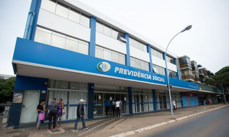 Postos do INSS seguem fechados até setembro