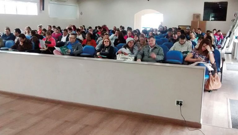 Alimentação para mesários será de até R$ 40