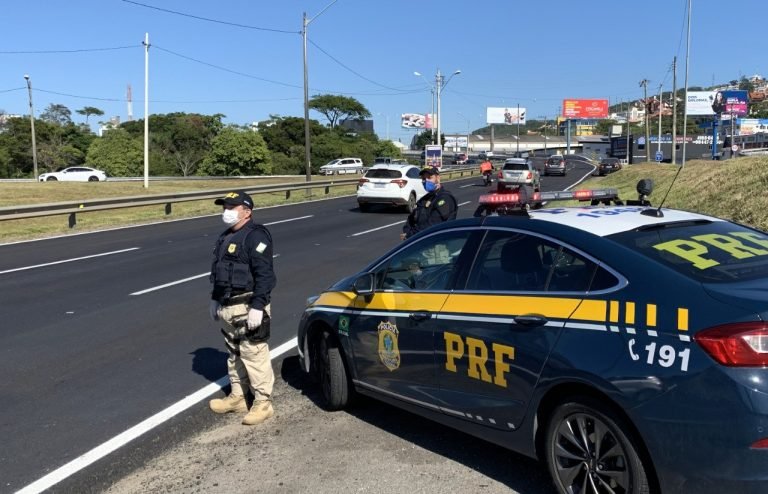 Governo confirma 2 mil vagas em concurso da Polícia Rodoviária Federal