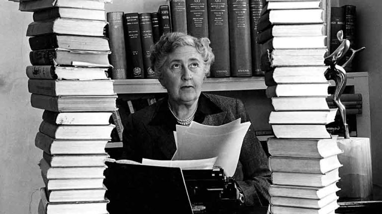 100 anos da primeira obra de Agatha Christie, a dama do crime