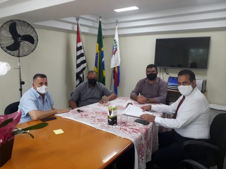 Prefeito e vereadores se reuniram com o deputado Xerife do Consumidor