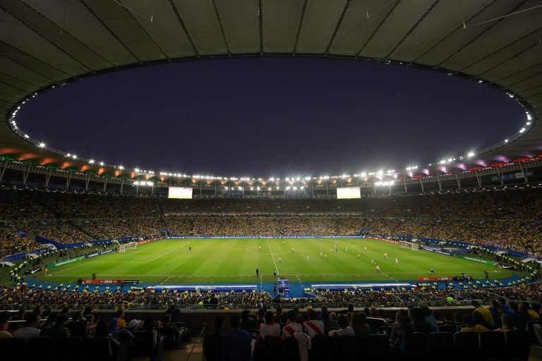 Um jogo histórico de dois gigantes brasileiros