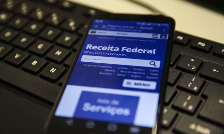 Receita adia o prazo de entrega da Declaração de Imposto de Renda para maio