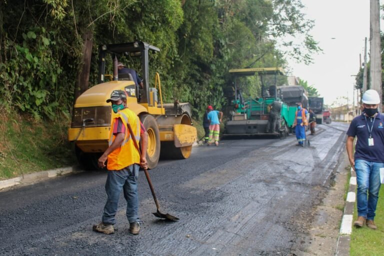Mais de R$ 25 bilhões gastos em obras paradas ou atrasadas no Estado