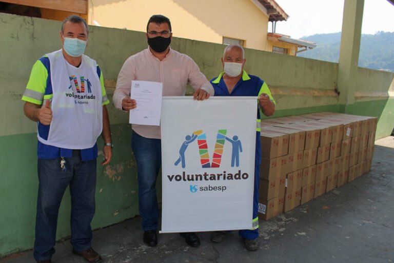 Sabesp doa quase uma tonelada de alimentos para famílias de Mairiporã