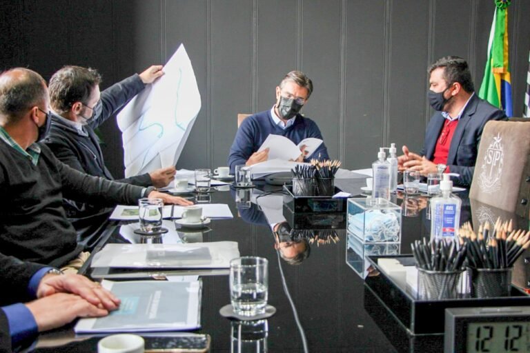 Aladim e vice-governador discutem projeto para alavancar o desenvolvimento da cidade