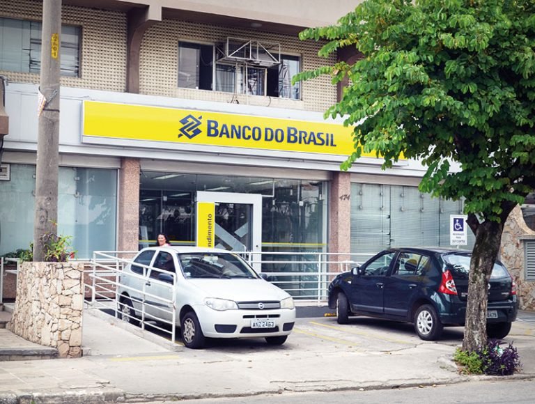 Inscrição para concurso do Banco do Brasil termina dia 28; são mais de 4 mil vagas