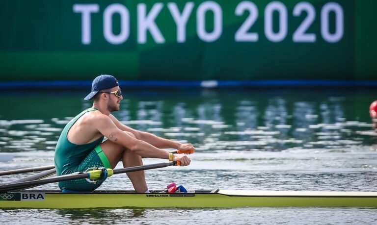 Olimpíada: Lucas Verthein vai às quartas de final do skiff simples