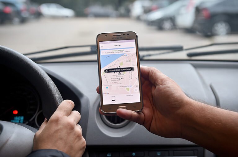 Motoristas reduzem uso do carro com os aumentos nos preços dos combustíveis