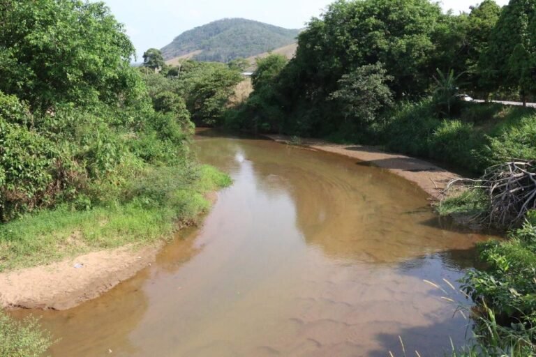Câmara aprova projeto que municipaliza regras sobre margens de rios