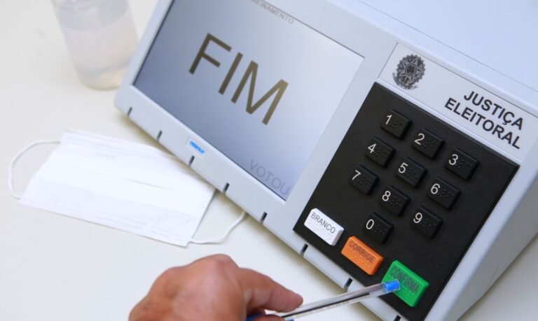 Lei que define sobras de voto em eleições proporcionais é sancionada