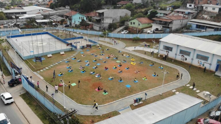 Prática de modalidades esportivas tem horário ampliado em equipamentos municipais