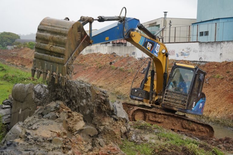 Prefeitura realiza obras de prevenção em locais com histórico de alagamentos