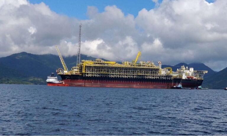 Petrobras anuncia crescimento da produção de óleo e gás natural