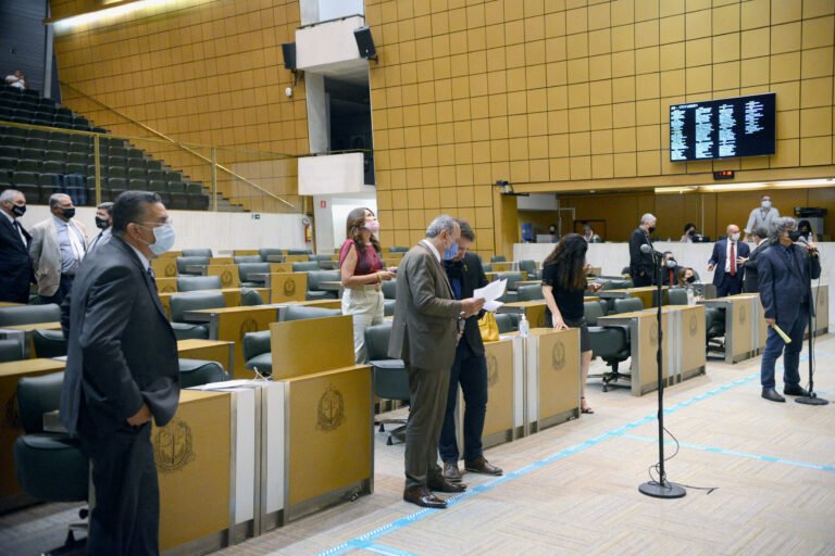 Educação financeira nas escolas estaduais é aprovado pela Assembleia Legislativa