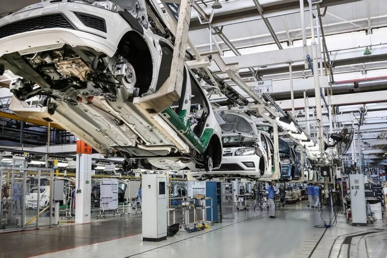 Fábrica de Taubaté foi a escolhida para produzir o novo carro da Volks