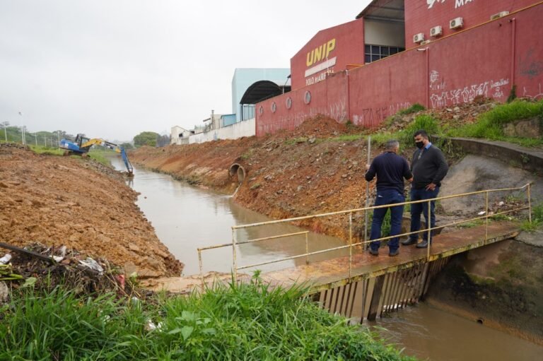 Balanço do primeiro ano do governo Aladim é positivo