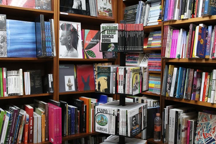 Vendas de livros foram maiores este ano em comparação a 2020
