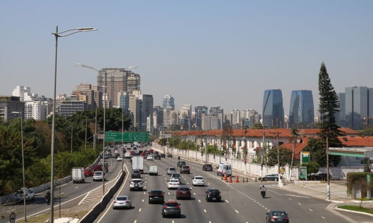 São Paulo retoma Rodízio de veículos voltou a valer ontem, em São Paulo