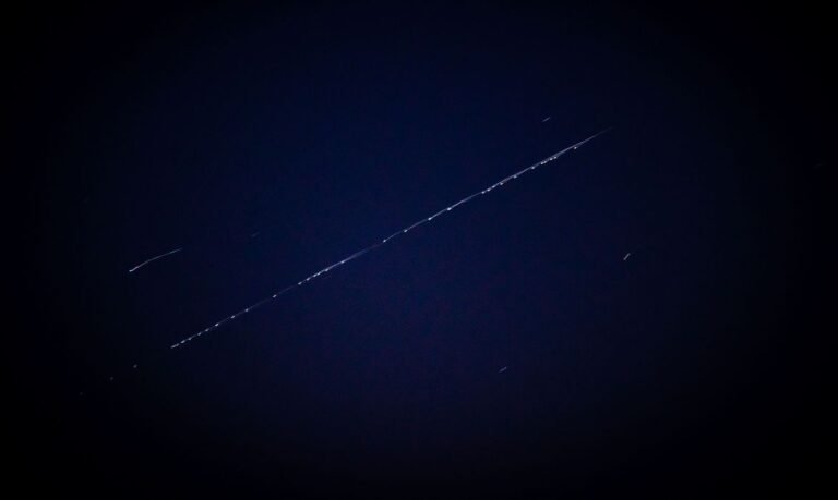 Anatel aprova operações da rede de satélites Starlink, da SpaceX