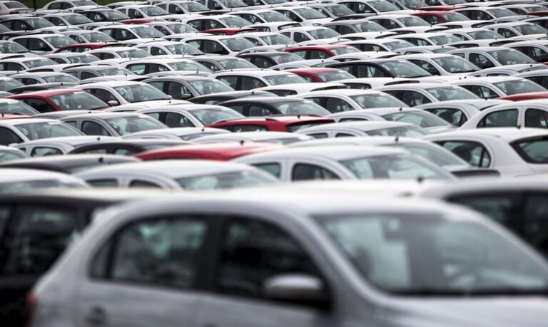 Veículos: Vendas caem 38,5% em janeiro, aponta Anfavea
