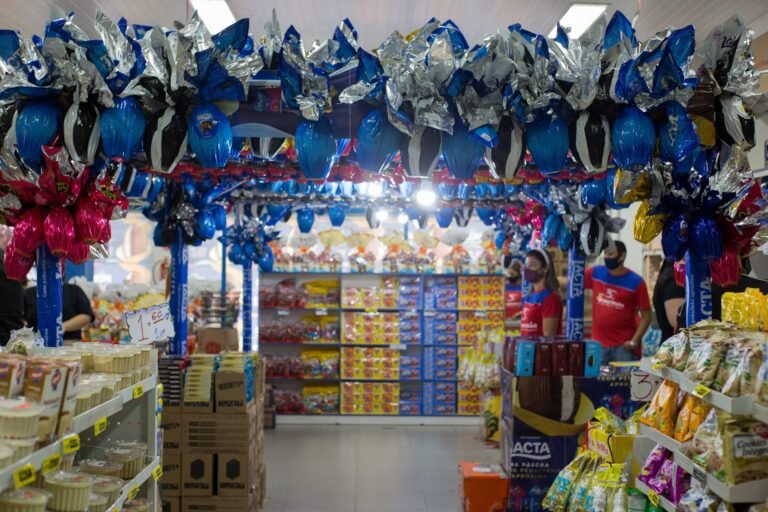 Procura por chocolate começa a se intensificar no comércio da cidade