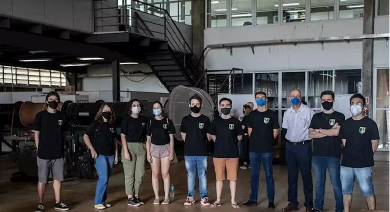 Estudantes planejam lançamento de foguete em 7 de setembro