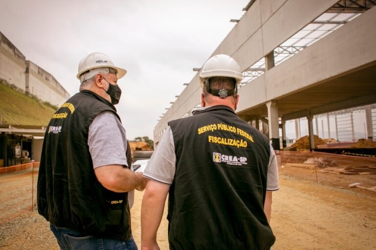 Crea-SP realiza força-tarefa de fiscalização em Mairiporã