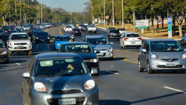 Vendas de veículos automotores têm queda de 6% em abril