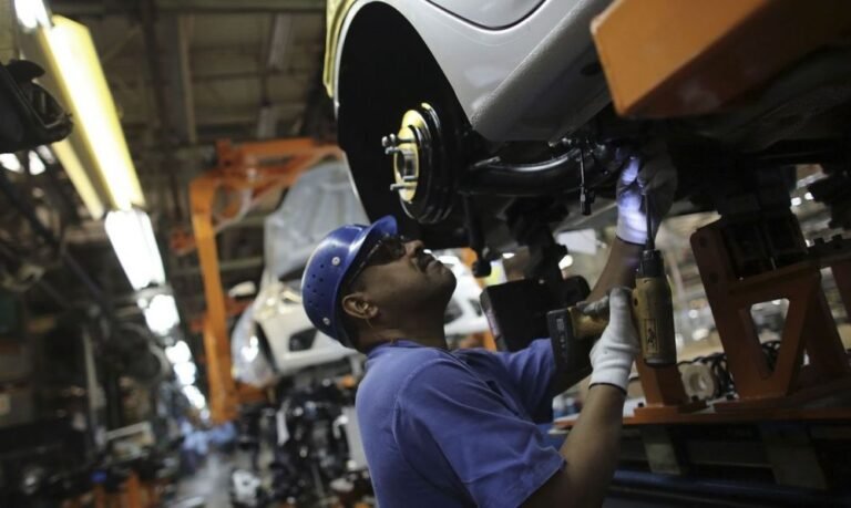 Produção de veículos sobe 0,4% em abril, diz balanço da Anfavea
