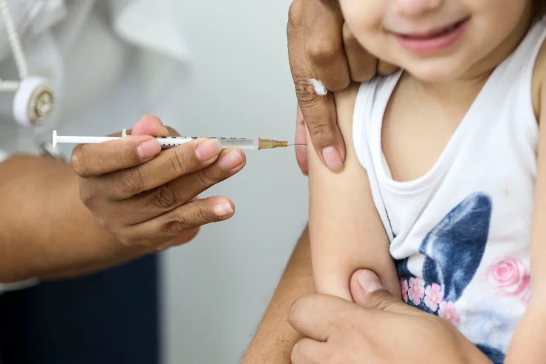 Vacinação contra a gripe e sarampo termina dia 3 de junho