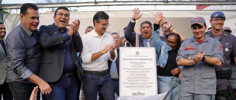 Prefeito e governador inauguram Estação de Bombeiros em Mairiporã