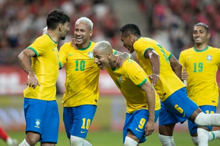 Brasil segue líder no ranking da Fifa